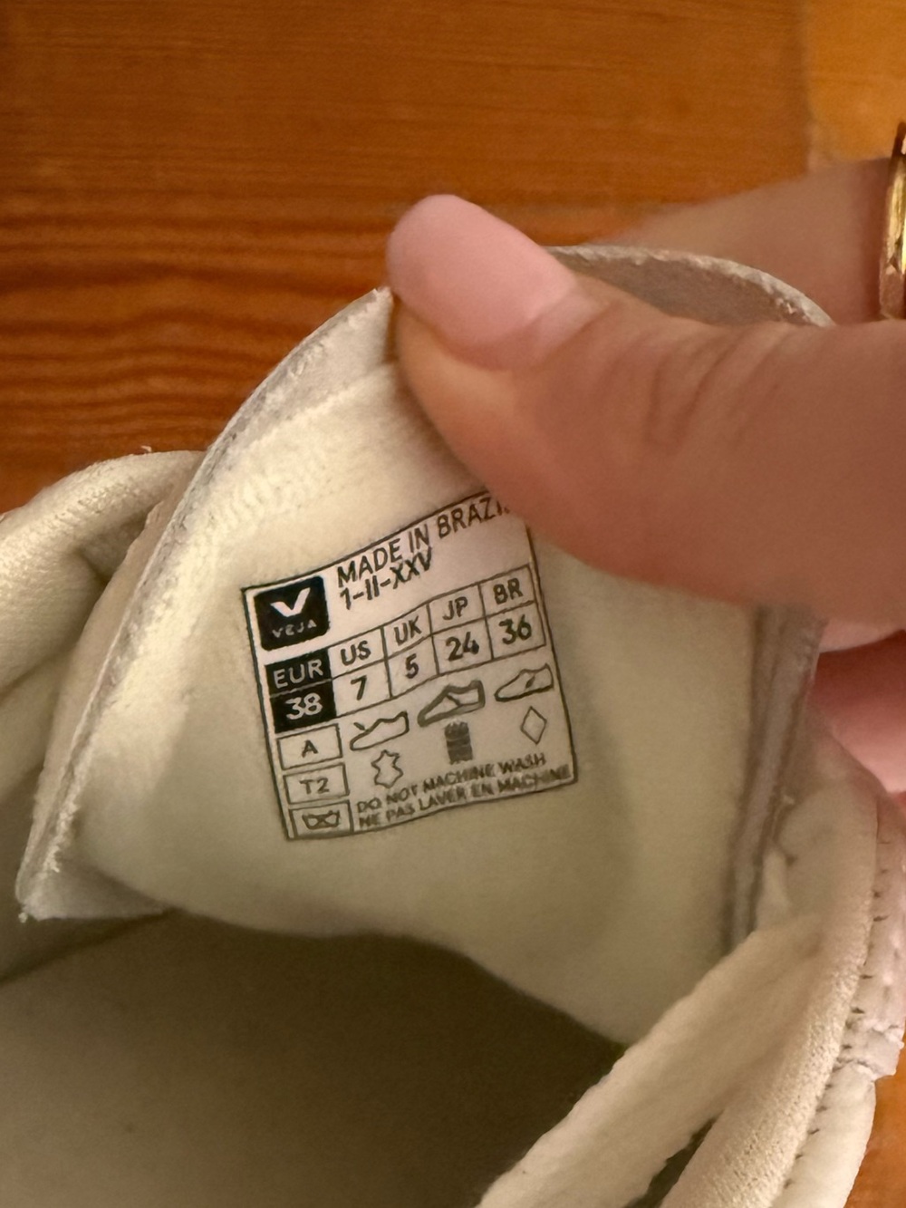 Veja sneakers - Picture 5 of 5